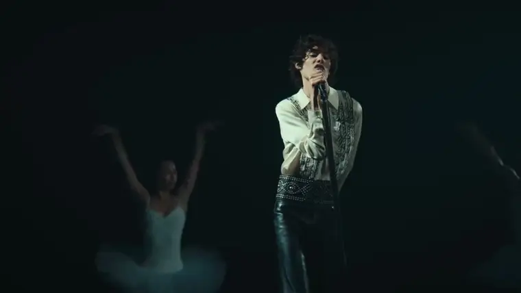 Frame from the sombr music video Potential